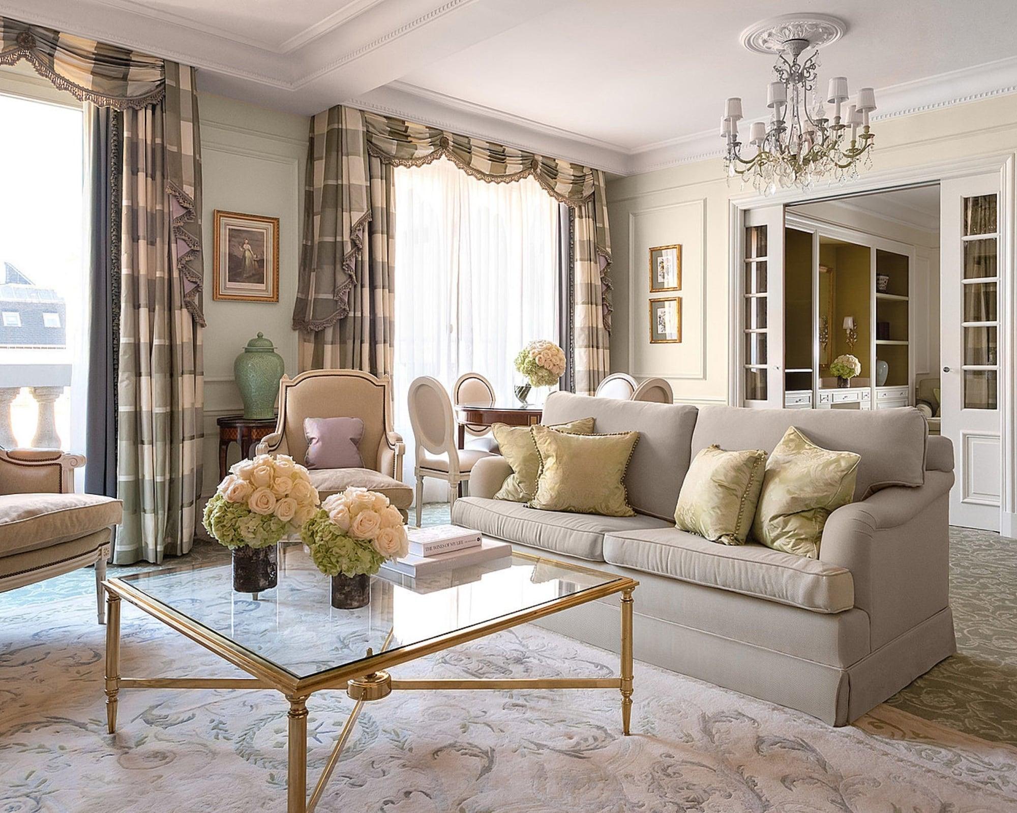 Four Seasons Hotel George V Париж Екстериор снимка