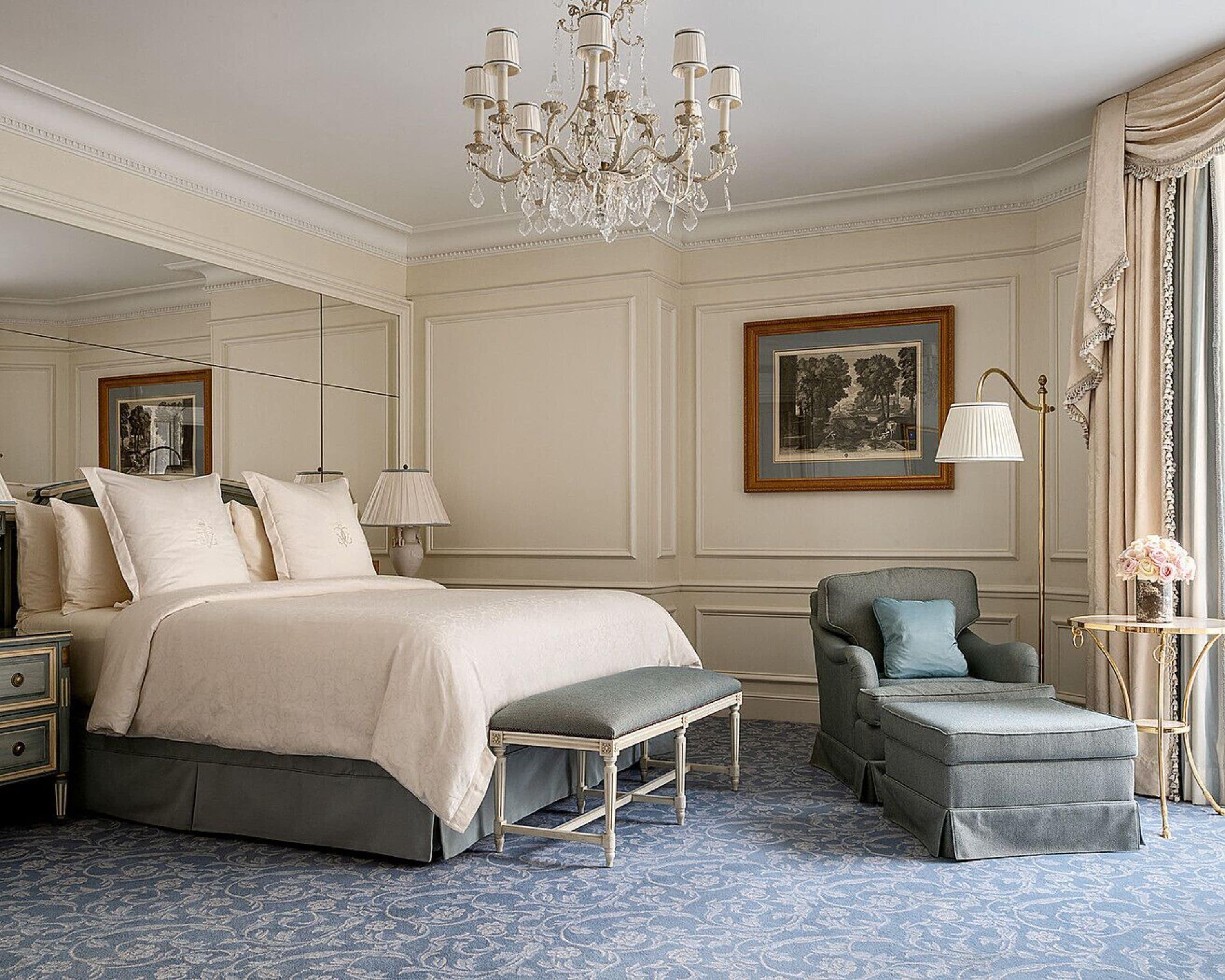 Four Seasons Hotel George V Париж Екстериор снимка