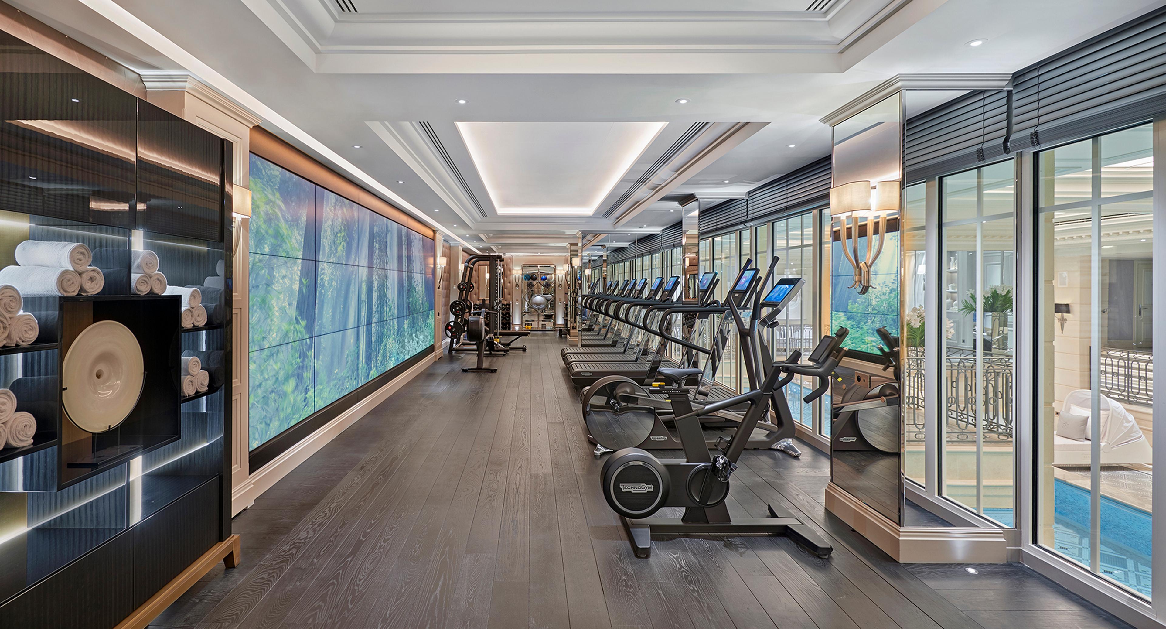 Four Seasons Hotel George V Париж Екстериор снимка