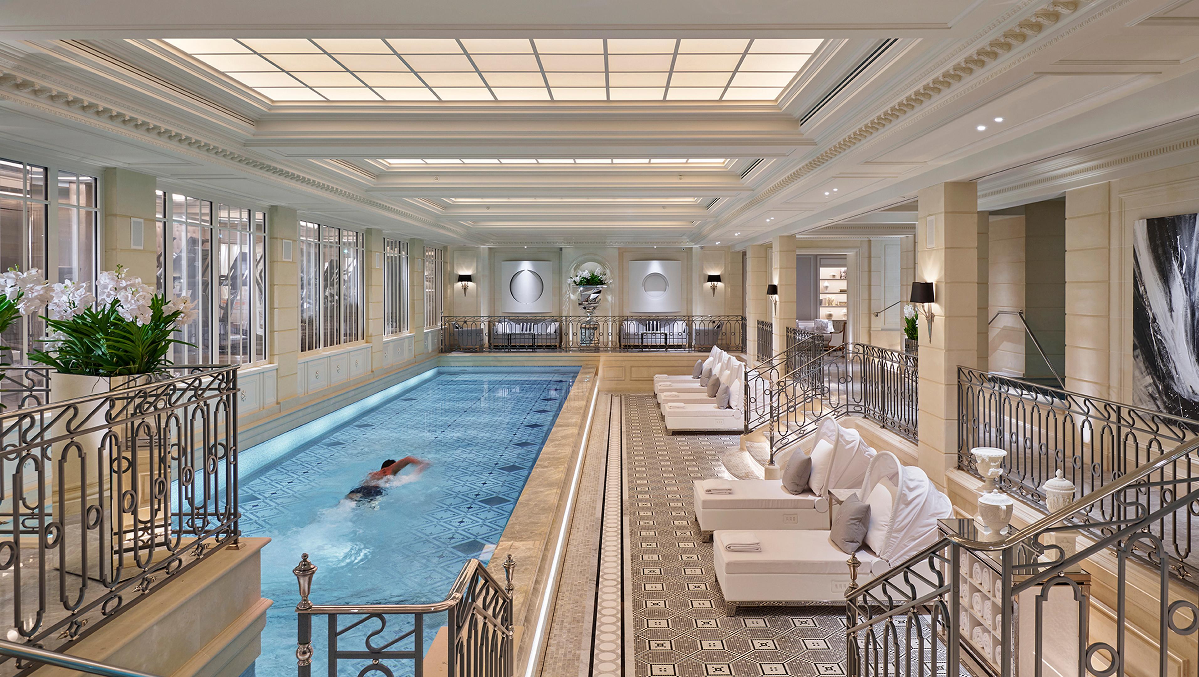 Four Seasons Hotel George V Париж Екстериор снимка