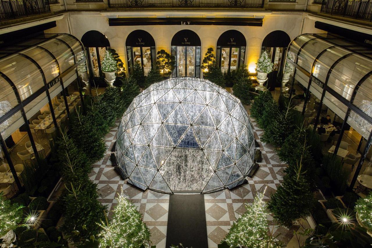 Four Seasons Hotel George V Париж Екстериор снимка