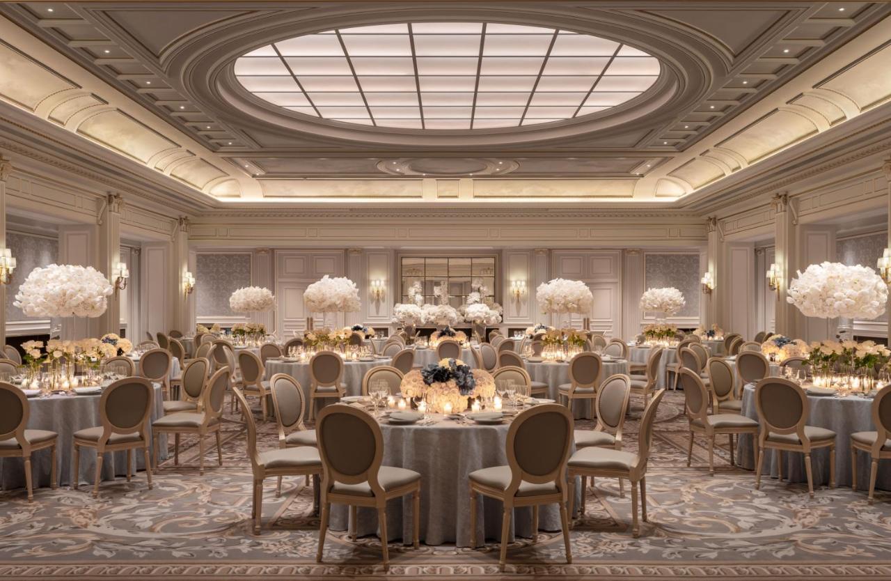 Four Seasons Hotel George V Париж Екстериор снимка